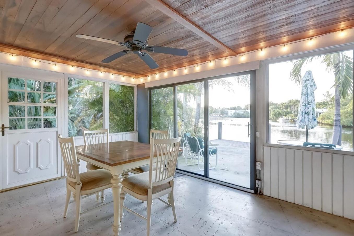 Appartement Waterfront Private Patio Pool *